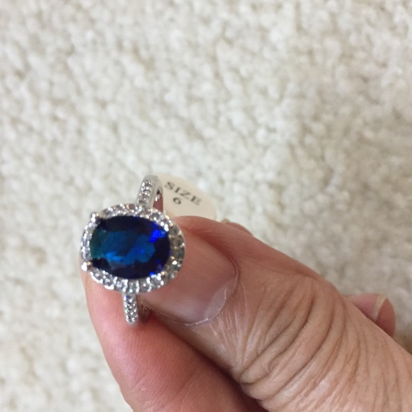 18k WHITE GOLD 3CT SAPPHIRE /DIAMOND Ring - Picture 4 of 7